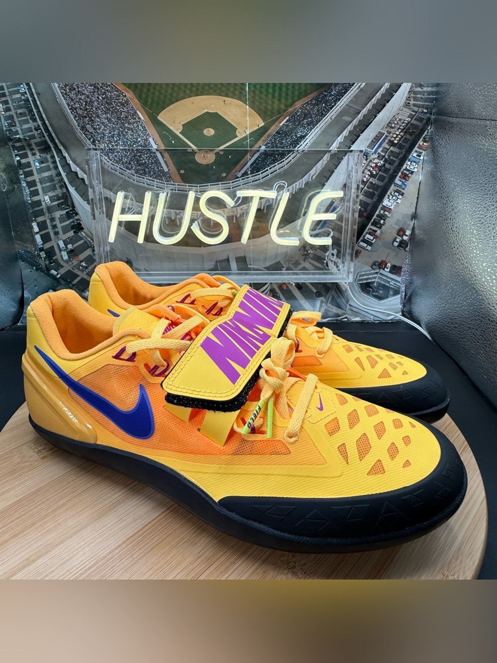 Nike Zoom Rotational 6 Track and field Citron Pulse Indigo Burst Men’s Size 10.5